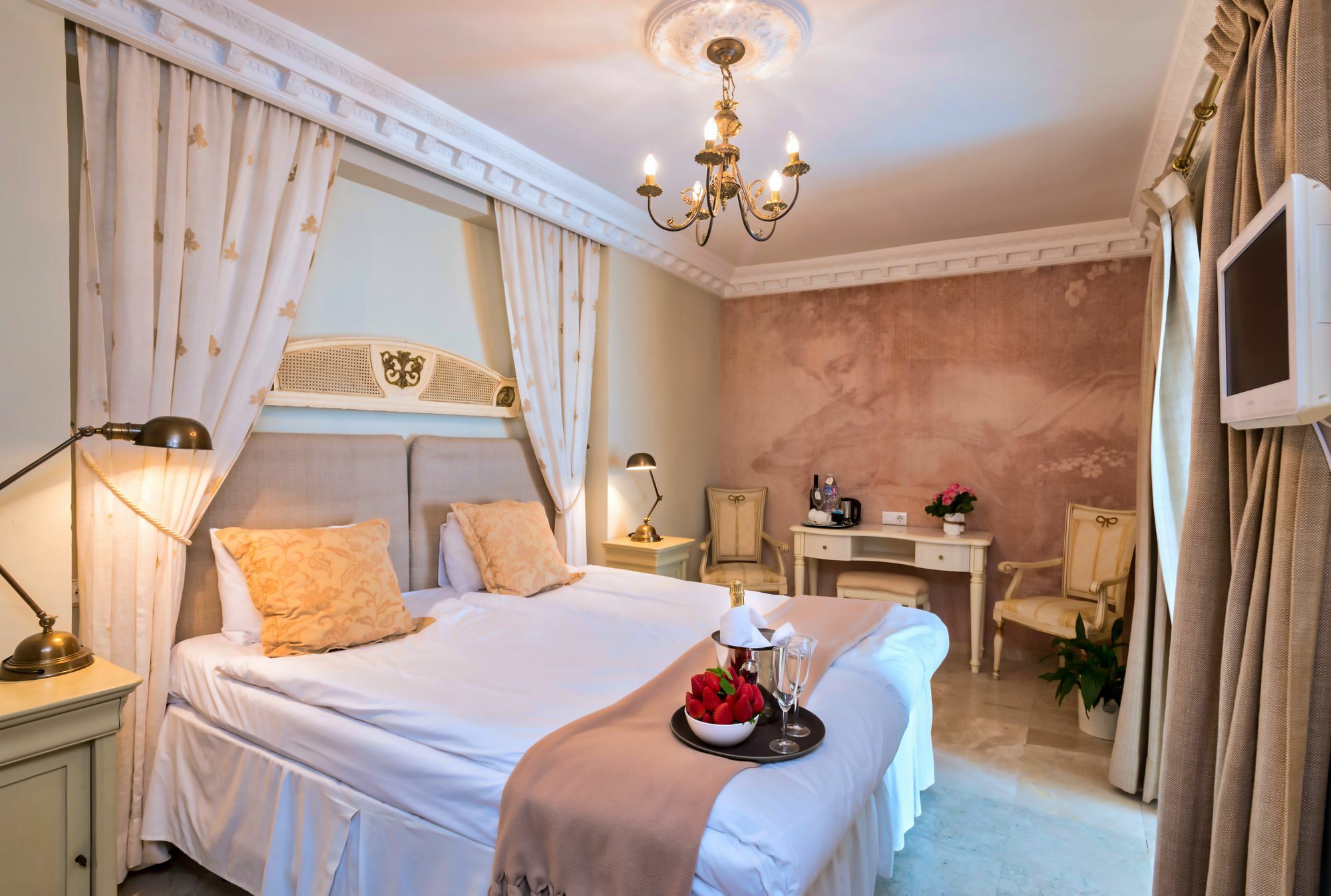 Отель The Town House (Adults Only) Марбелья Экстерьер фото