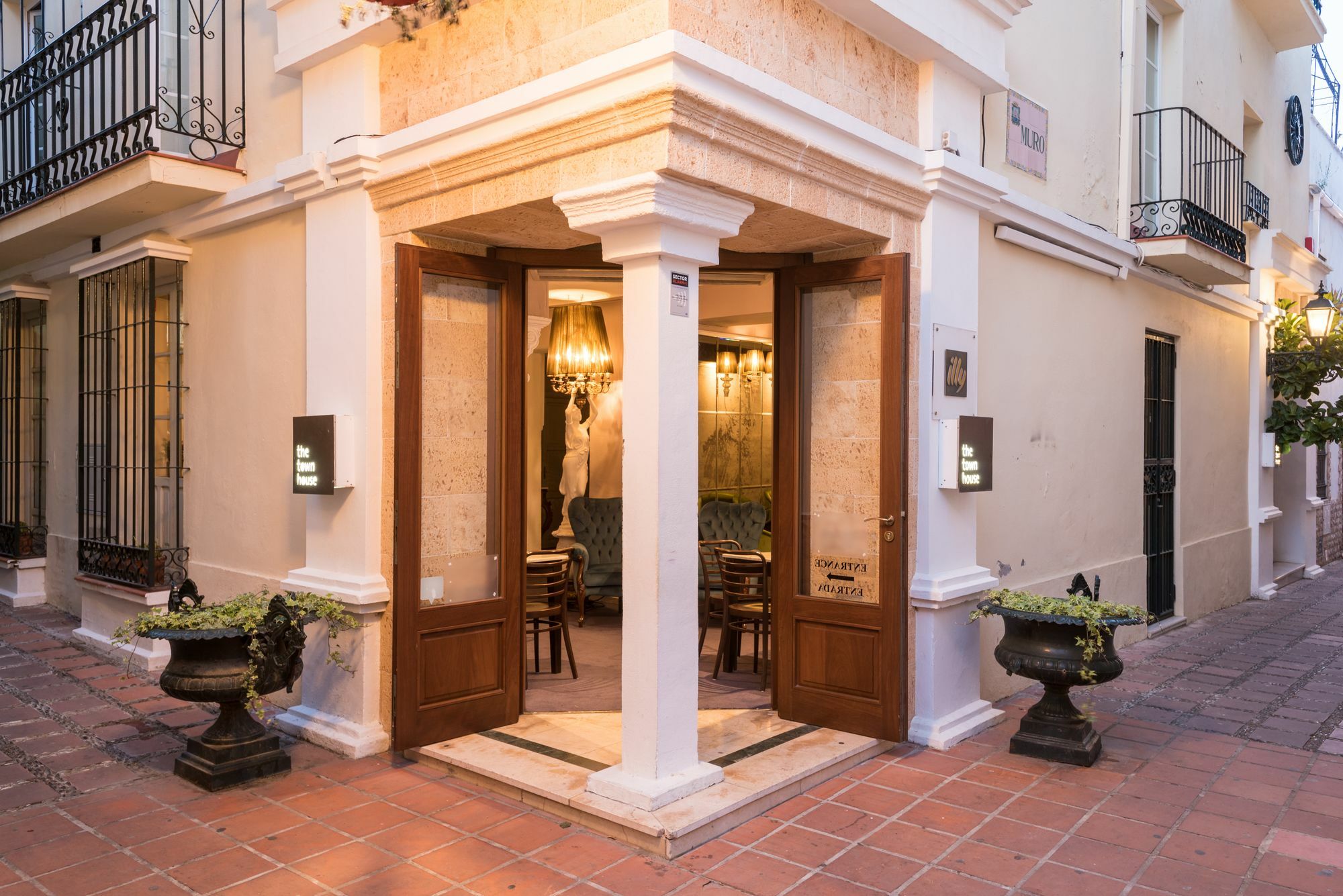 Отель The Town House (Adults Only) Марбелья Экстерьер фото